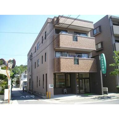 アルバ府中