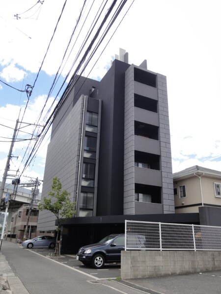 プラチナゲートガレン外観写真