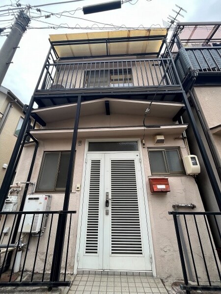 新川貸家外観写真