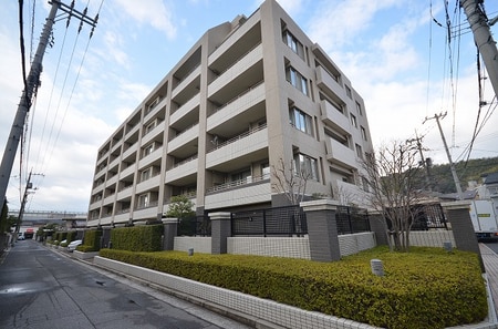 パークホームズ己斐本町ル・サンク外観写真