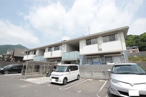 メゾンうえたIII外観写真