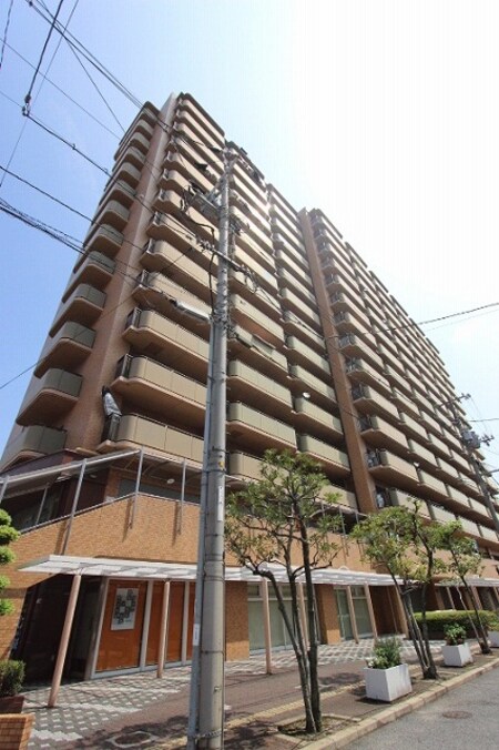 ライオンズプラザ皆実町外観写真