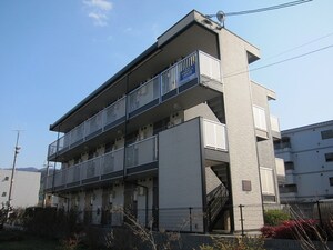 レオパレスCancer外観写真
