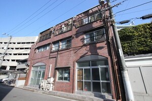 東雲ビル外観写真