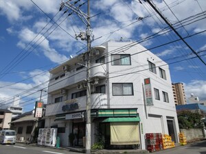 上川ビル外観写真