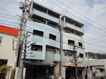Ｙ’ｚ　Ｂ.Ｌ.Ｄ緑井外観写真