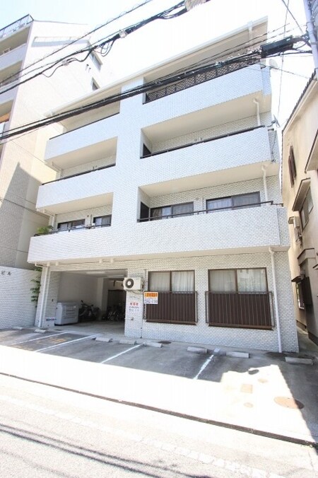 西平ビル外観写真