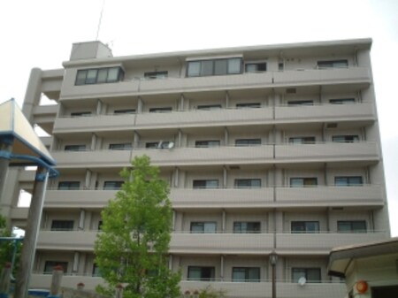 プレア21外観写真