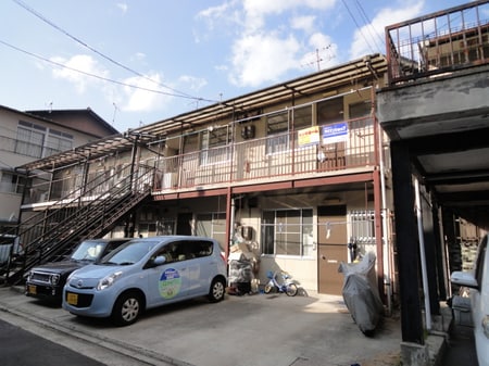 平和荘外観写真
