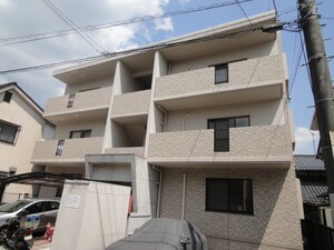 カルチェ川内外観写真