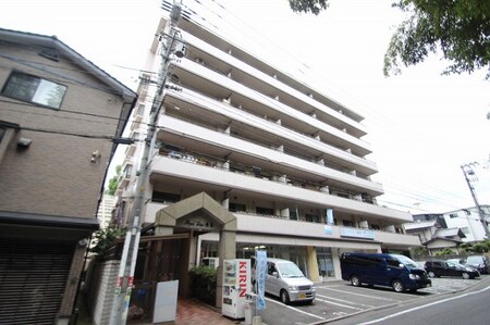 ロイヤルビュー安芸外観写真