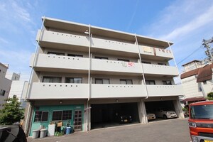 Yビル外観写真