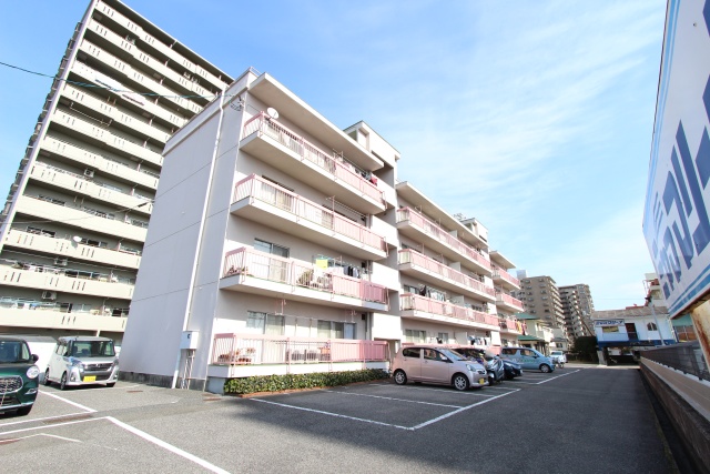 岩倉ビル