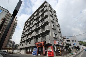 第2山中ビル外観写真