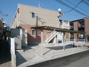 レオネクストサリエール外観写真