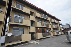 南観音プラウズ外観写真