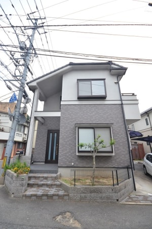 己斐中1丁目一戸建て外観写真