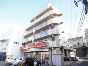 シャルム石井外観写真
