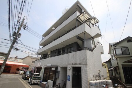川本コーポ外観写真