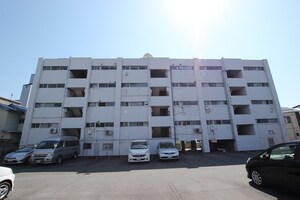 室積マンション外観写真