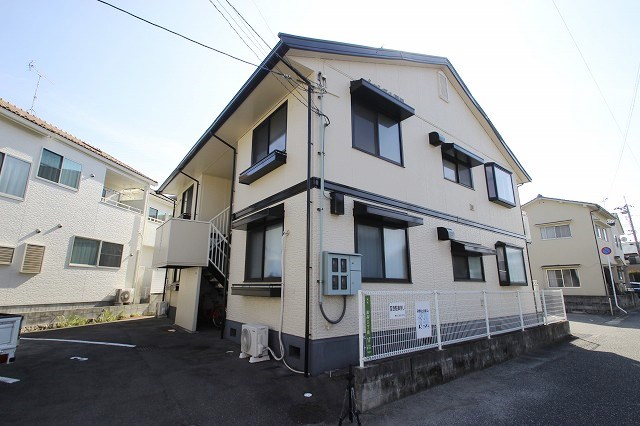 シャンブル岡田