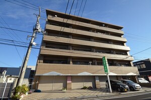 ロイヤルシャトー中田外観写真