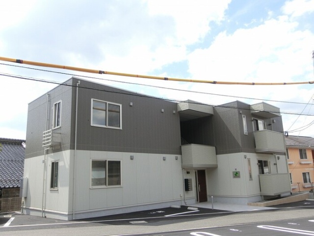 よつばアパートメント
