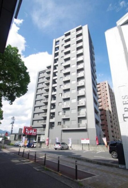 ディークラディア西原駅前外観写真