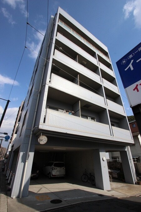 パルY2005外観写真