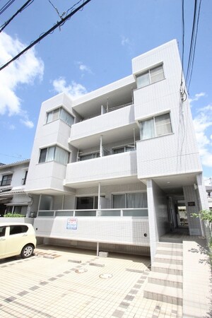 カザルス西旭町外観写真