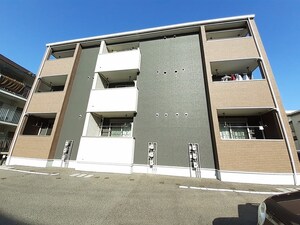 フォレストリバー外観写真