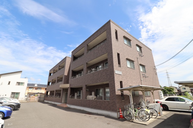 フォブール寺川