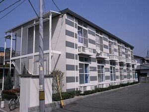 レオパレスパラリア外観写真