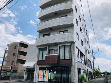 ニュー海田ビル外観写真