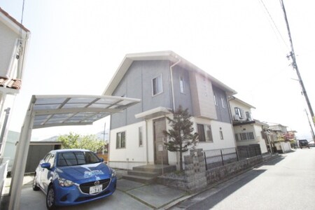新屋邸外観写真