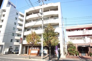 ベルシャトー加登外観写真