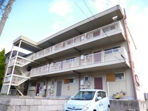 迫本マンション外観写真