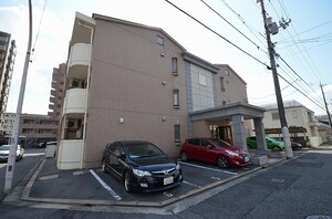 エンバシーコート外観写真