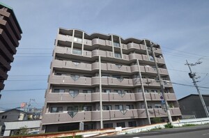 リヴィエール八番館外観写真