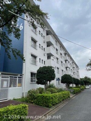 新座団地3街区6号棟外観写真