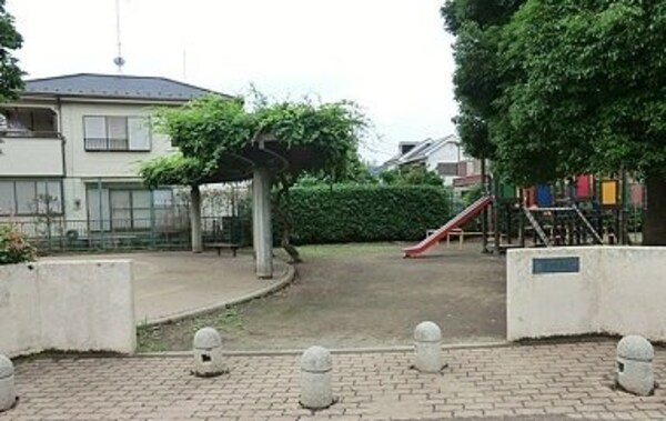 周辺環境(ひばり児童公園まで260m)