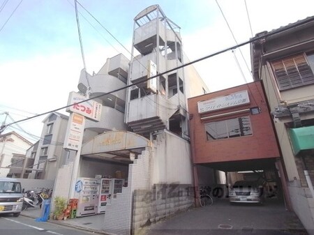 辰巳ビル外観写真