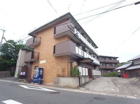 ロイヤルパレス大枝外観写真