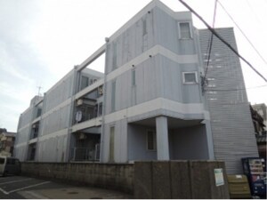 イーストハウス外観写真