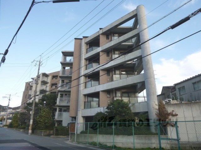 グランディア四ノ宮402号室