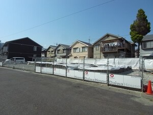 ヴィステリアスクエアB外観写真