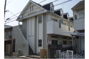 レオパレス山科第8外観写真