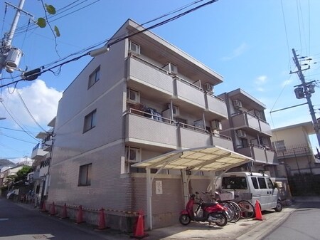 アークハイム四ノ宮外観写真