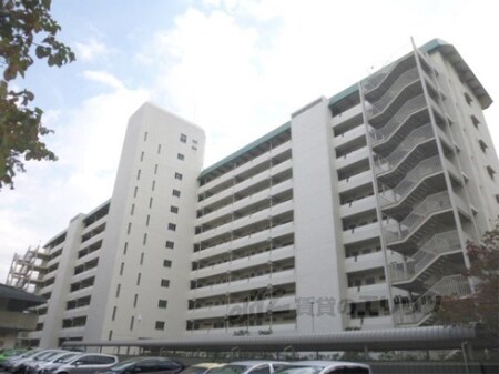 山科団地C棟406号室外観写真