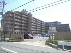 ルモン西大津　２１５号外観写真